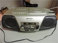Sharp QT-CD114 Radio CD player