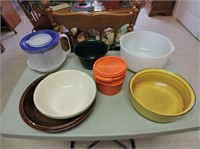 Mixing bowls, pie plate etc