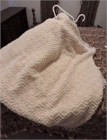 Beautiful double bed cover  chenille?