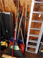 Large Qty of garden tools to include: snow