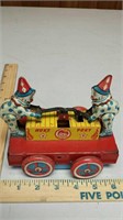 Vtg Wyandotte Hoky-Poky train car wind up tin toy