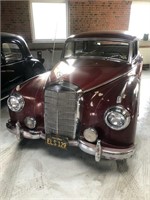 Mercedes 300 Adenauer MOMSFRI