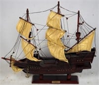 Vintage Wood 20" Model Ship Revenge 1577 Replica