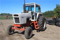 1976 CASE 970 WITH CAB DIESEL TRACTOR