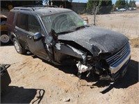 Wrecked 2010 Ford Explorer