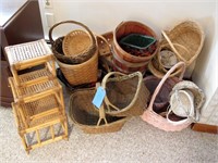 Lot of baskets