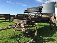 Buck board horse drawn wagon,