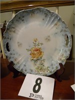 BEAUTIFUL PLATE WITH HANDLES 9.5"