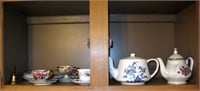 Lot, two teapots and assorted china