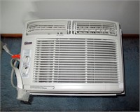 Gibson 10,000 BTU window air conditioner,