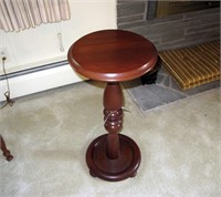 Round Cherry pedestal plant stand