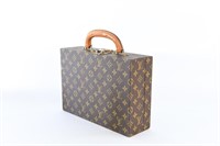 LOUIS VUITTON JEWELRY CASE WITH KEYS