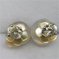 $600 14K Diamond(0.20ct) MOP Earrings