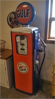 Vintage Gulf Gas Pump Tokheim