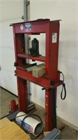 Southern Tool & Equip. 30 Ton Press