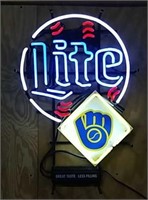 Neon Milwaukee Brewers Lite sign