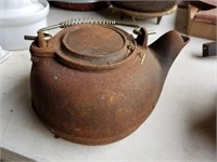 Cast Irom Tea Pot