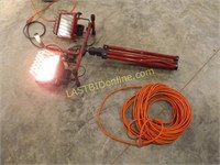 HALOGEN WORK LIGHT STAND & EXTENSION CORD
