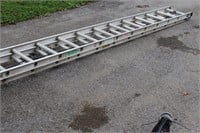 26 Foot Green Bull Metal Extension Ladder