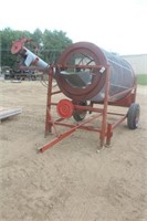 SNOWCO GRAIN CLEANER WITH JUMP AUGER ON TRANSPORT