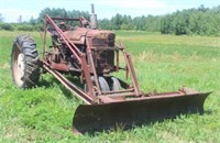 1948 FARMALL M GAS NARROW FRONT TRACTOR