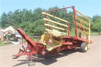 NEW HOLLAND 1012 STACKLINER BALE WAGON, PULL TYPE,