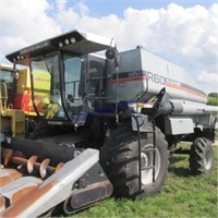 Gleaner R60 6066 combine, 2WD