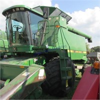 JD 9500 combine, 2WD