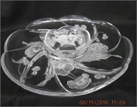 15" divided serving tray with 5.5" center bowl