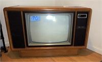 Vintage 25" Heat colored box television set