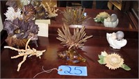 Lot, porcelain, glass and real coral decorative