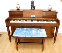 Beckwith mahogany spinet/studio piano,