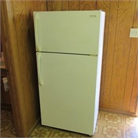 Kelvinator refrigerator 12.5cf (very clean)