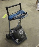 AUTOMATIC POOL CLEANER, WORKS PER SELLER, MANUAL