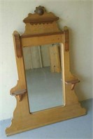 Victorian style mirror - 27x37H