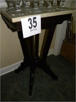 MARBLE TOP ACCENT TABLE 29"X18"X14"