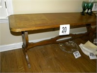 TABLE 20"X55"X15"