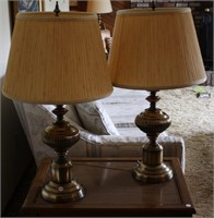 Polished brass lamps, working, brass finials (2)