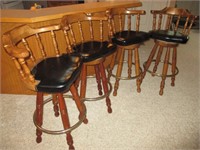 4 leather seated bar stools