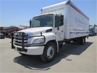 2012 HINO 268, Box Truck