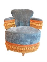 Antique Boudoir Round Chair