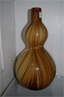 Swirl Art Glass Bulbous Vase