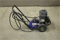 CAMPBELL HAUSFELD PRESSURE WASHER 2600, STARTS AND