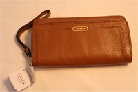 British Tan COACH Leather Wallet NWT F49157