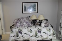 Complete Guest Bedroom - Daybed with Trundle, Lamp
