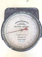 Automatic vintage weighing machine