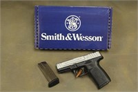 SMITH & WESSON SD40VE .40 S&W PISTOL FWH3093