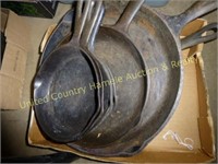 Box of 7 cast iron pans