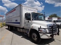 2013 HINO 268, Box Truck