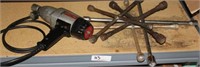 shelf lot Dayton 1/2" elec impact wrench & 4 X bar